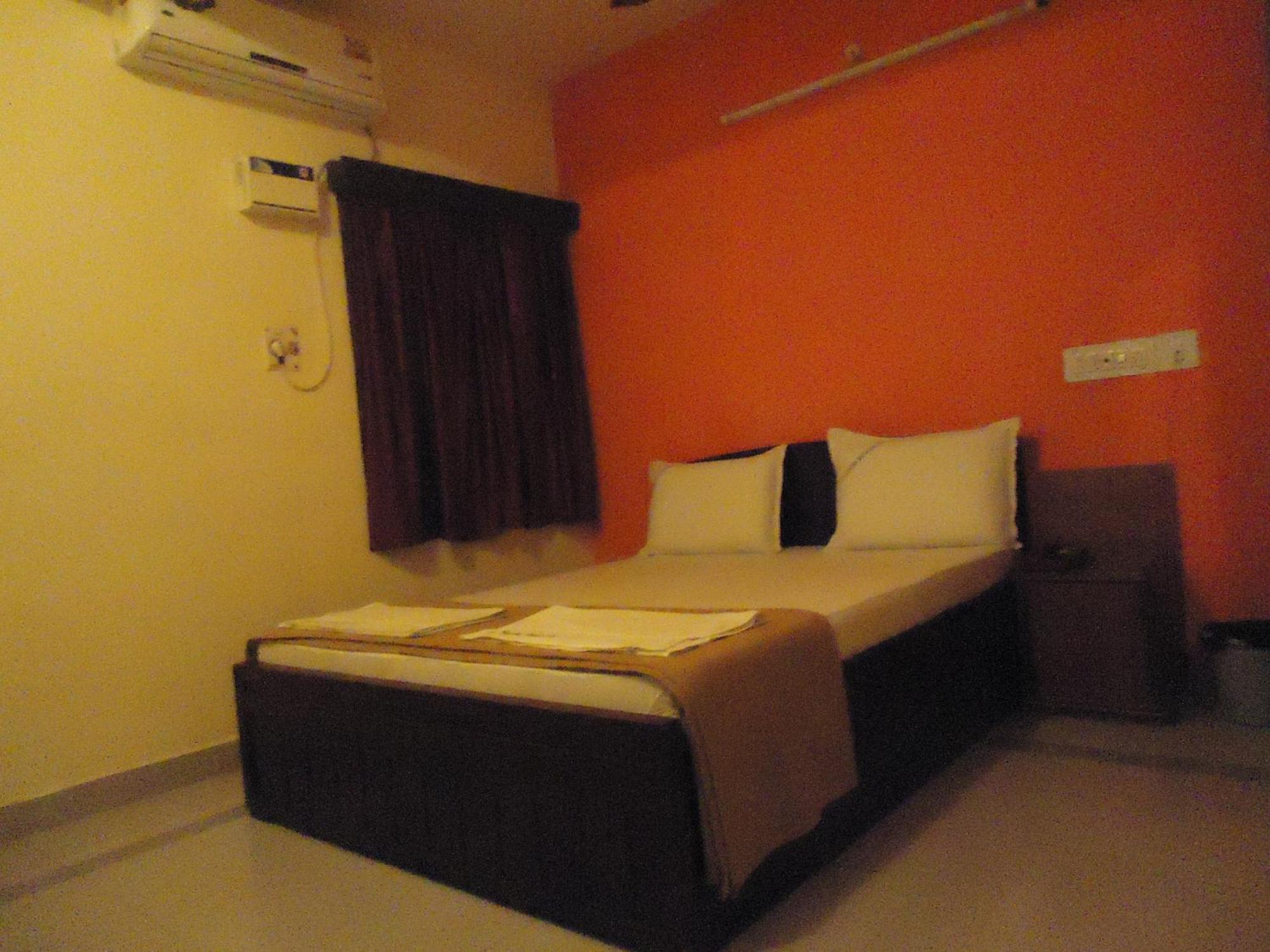 Arudhra Residency Lodge